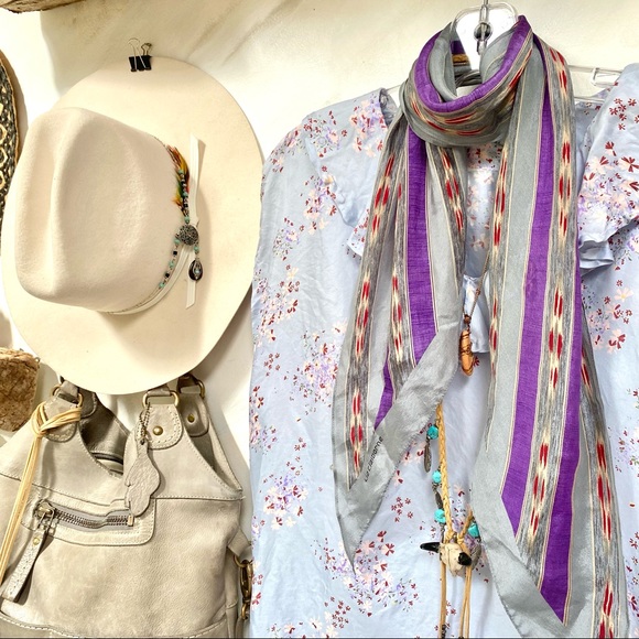 Boho Vintage Silk ruffled blouse w prairie/floral lavender country feel - Picture 6 of 9